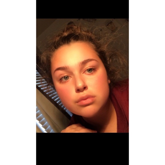 Meet your Posher, Haley - Picture 1 of 1